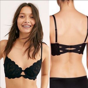 NWT. Free People daydreamer lace underwire